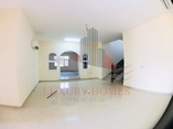 Villa with Driver Room 10 Minutes Drive To Tawam