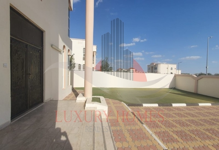 Spacious Duplex Villa with Private Entrance & Yard