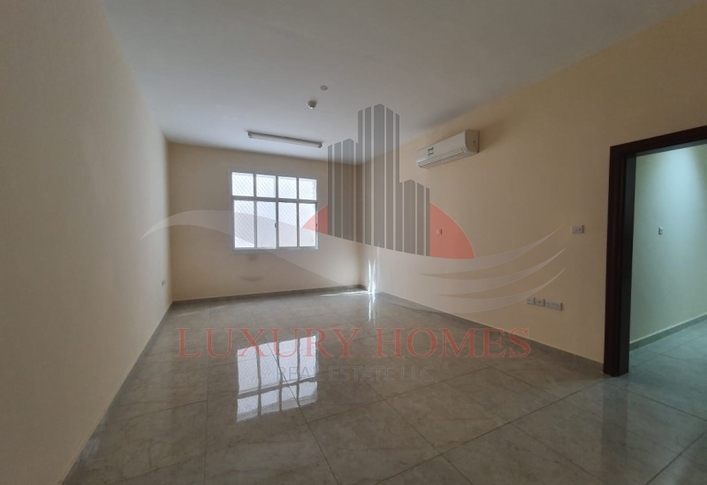Beautiful Very Spacious Apartment on a Main Road