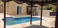 3 bed town house with Private pool & garden