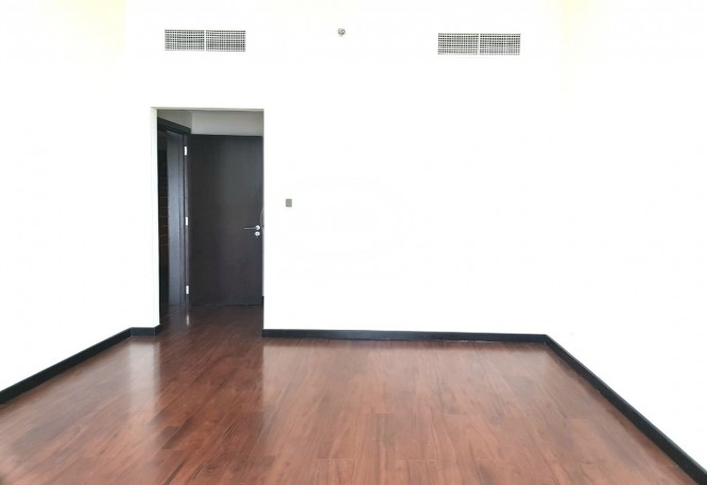 1BR in Green Lakes | Near Metro Station