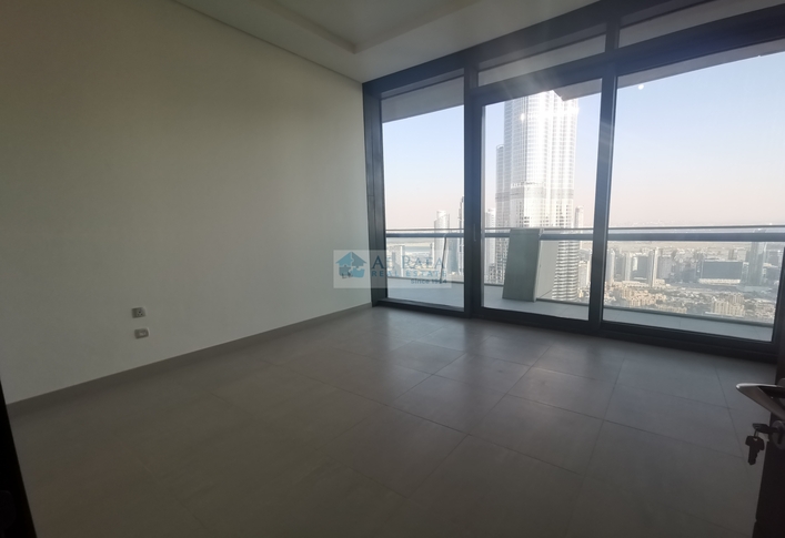 4 Bhk Penthouse in Burj Vista, Vacant Available