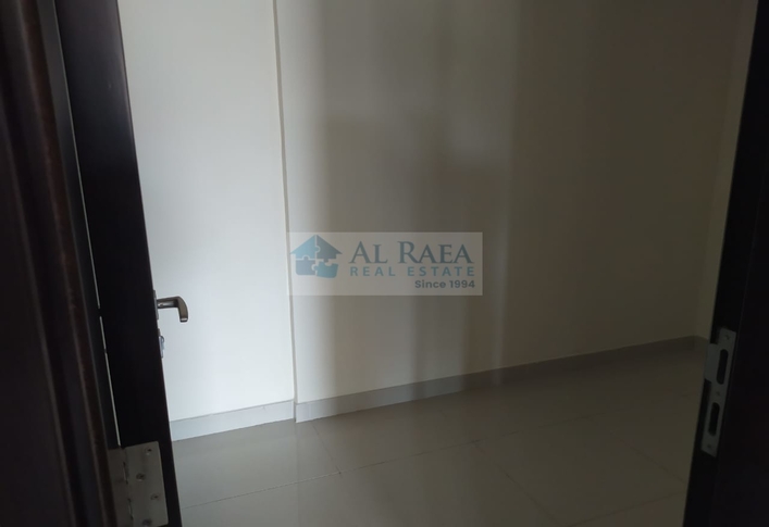 Large 1BHK With Study In Arena Sport City