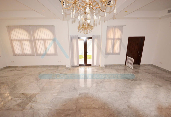 5 Bed Huge Plot_Opulent Villa_Italian Marbles