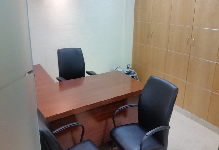 Fitted and Furnished Office | Full Lake View