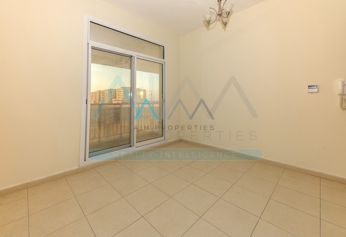 Best Deal in Town_Vacant_ 1Br_Huge Space