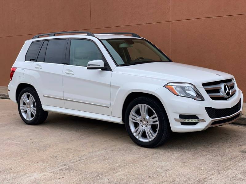 2015 Mercedes GlK almost new  for sale