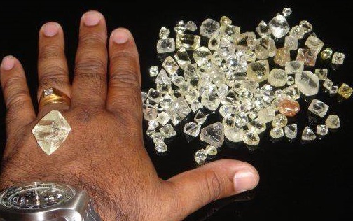 Botswana Selling Big DiamondsCall, What’s App On? +27781701667
