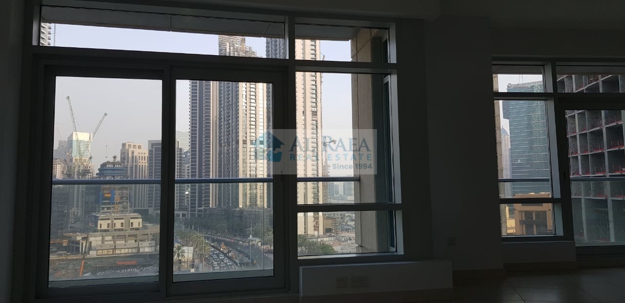 2 BHK with Burj Khalifa View, Rented Unit